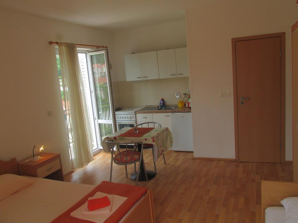Apartmani Kljunak Zaton  Kamer foto